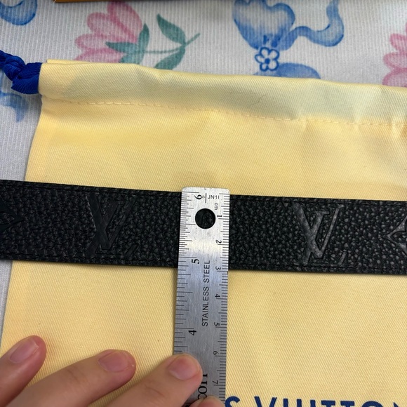 Louis Vuitton Wild At Heart Black Belt - Picture 5 of 6